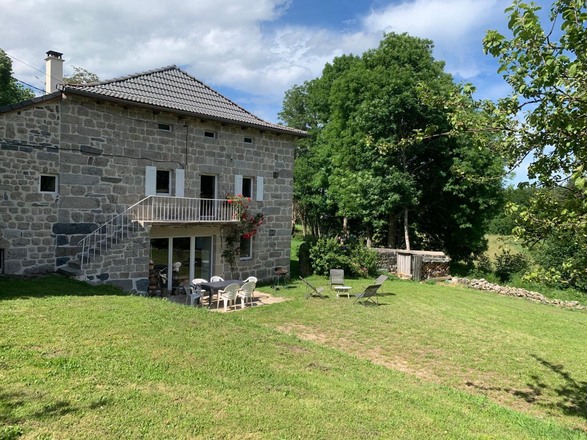 Ferme Au Calme A 15Mn Du Chambon Sur Lignon Villa Saint-Jeures Kültér fotó